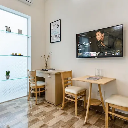 We Home Ben Thanh Ho Chi Minh City Exterior photo